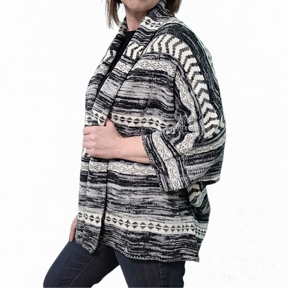 Billabong Long Sleeve Poncho Style Cardigan - S - Picture 3 of 9